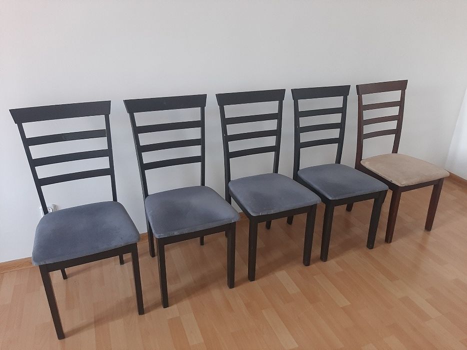 Komplet krzeseł 4 szt + 1 Agata