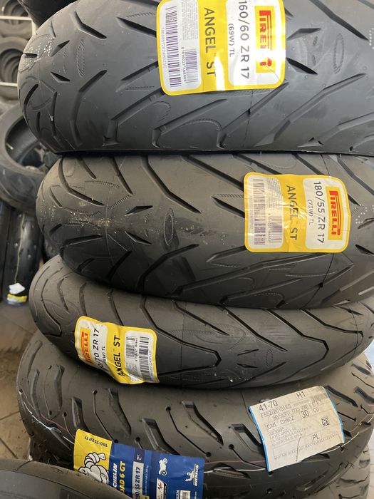 Pirelli Angel ST 120/70 R17 58W