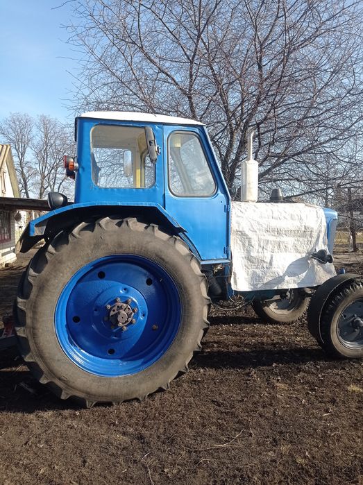 Продам Трактор ЮМЗ.