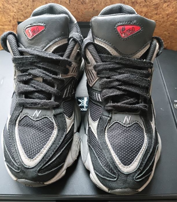 Кросівки new balance 9060