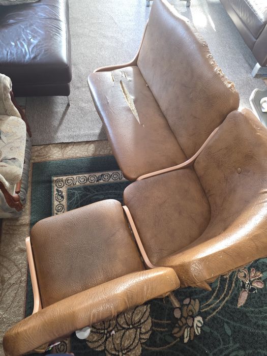 Продам уголок кухонний