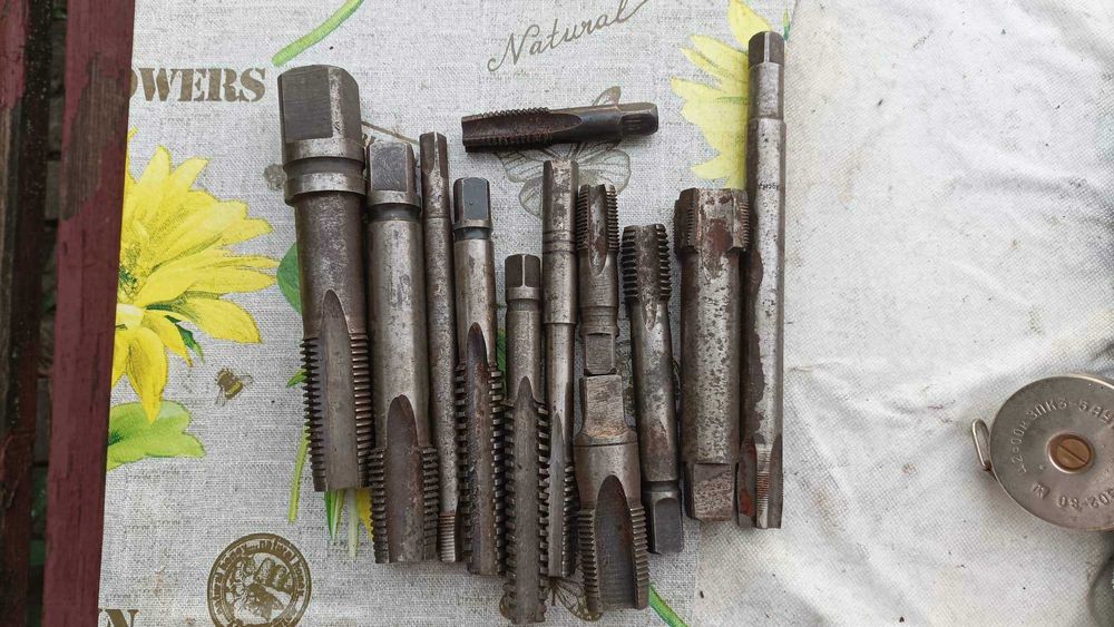 Метчики, сверла, развертки