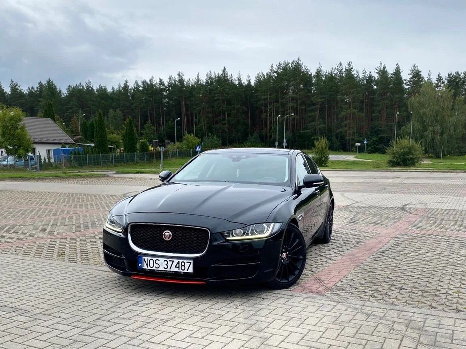 Jaguar XE