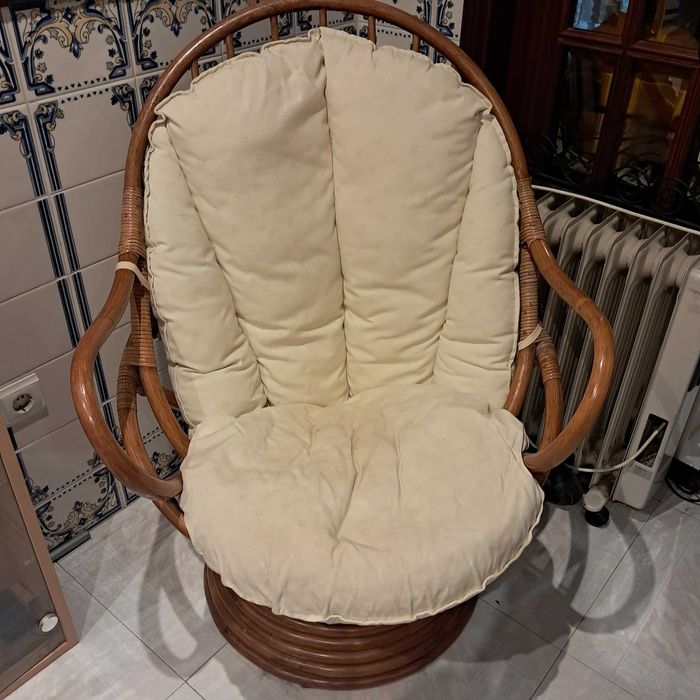 Cadeirao de mandeira