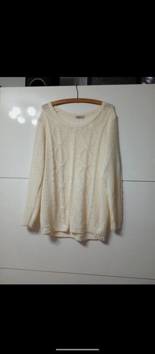 Sweterek damski kremowy