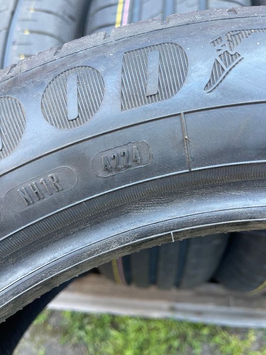 Шини.  195/55/16