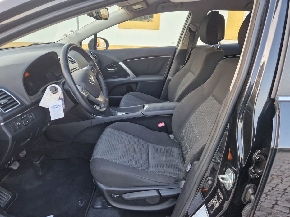 Toyota Avensis 2.0D4D Nacional c/ histórico