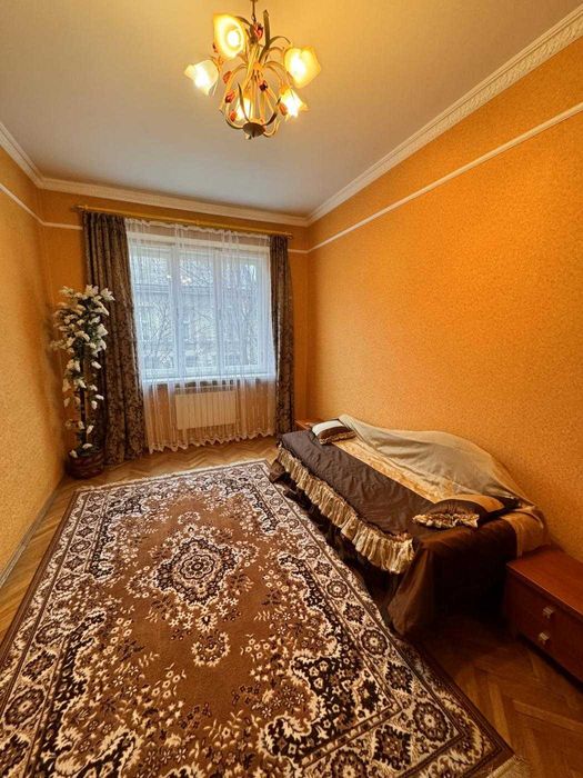 Оренда 4 кім. квартири в елітній частині міста. вул. Дорошенка - Львів