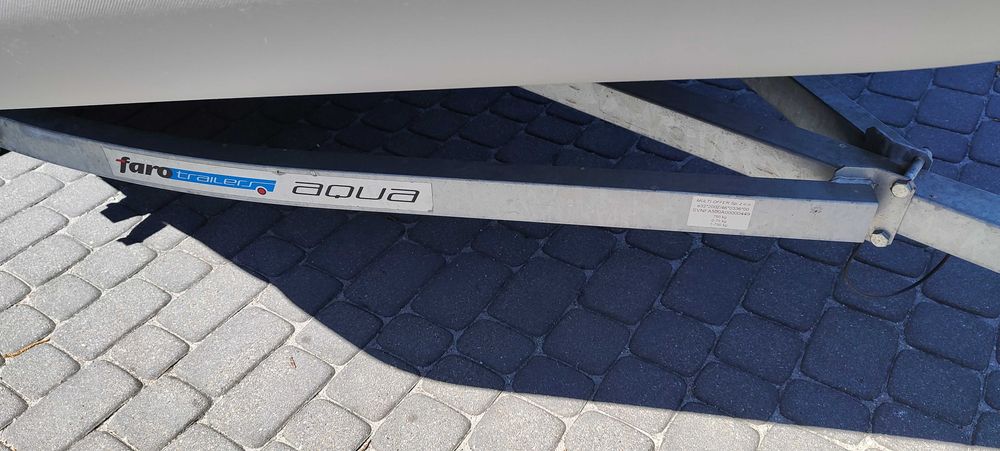 Ponton Bark , silnik Honda i przyczepa Faro