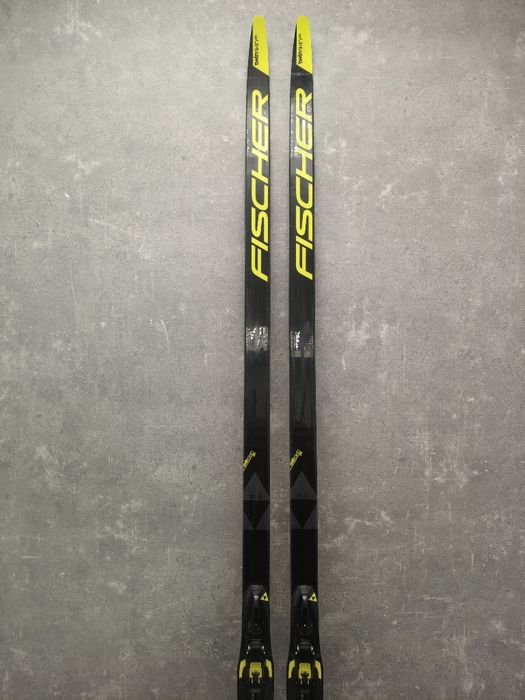 Narty biegowe Fischer Twin Skin Pro Stiff 197 cm z wiązaniami NNN