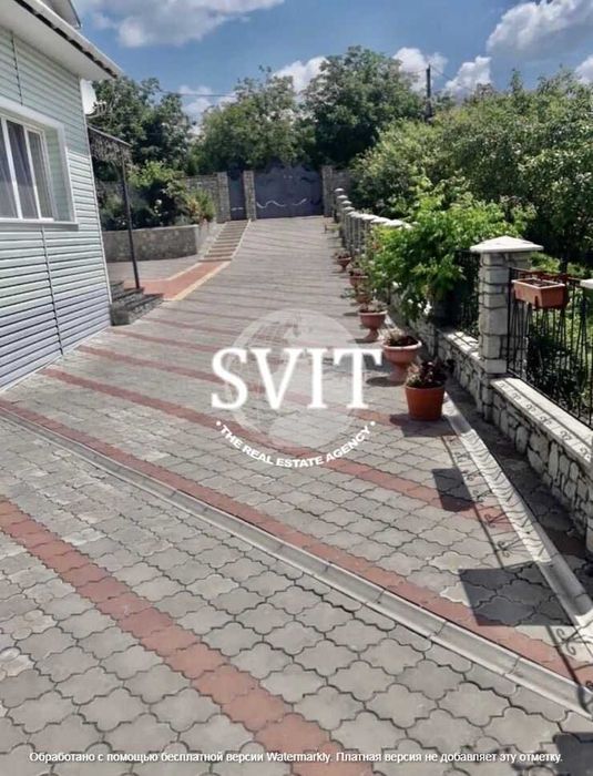 Продам домоволодіння поблизу мікрорайона