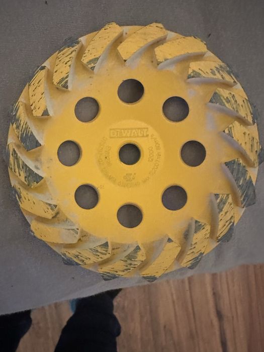Tarcza dewalt do betonu