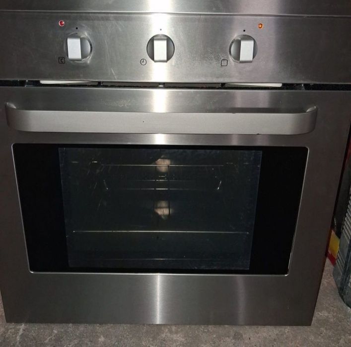 Forno Zanussi pouco uso