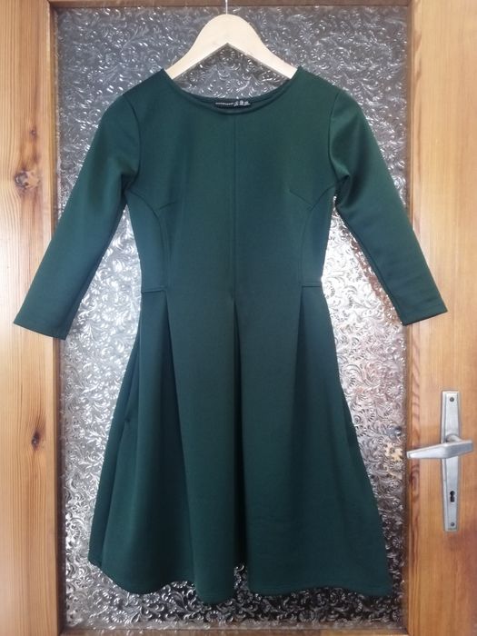 Sukienka ATMOSPHERE na walentynki  butelkowa zieleń rozm. S