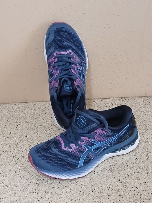 Кросівки ASICS, розмір 38, устілка 24,5 см. В'єтнам