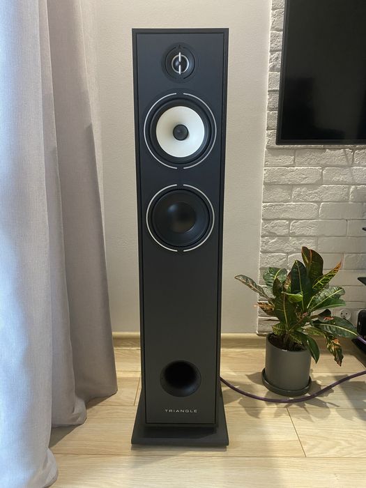 Kolumny Triangle Borea BR07