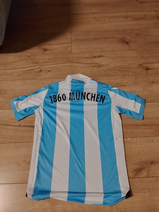 Koszulka piłkarska tsv münchen z podpisami piłkarzy do lat 14 r S