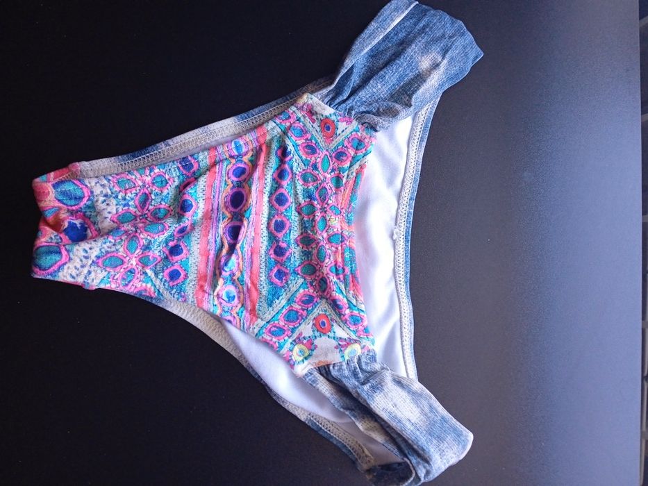 Купальник жіночій (Японія)