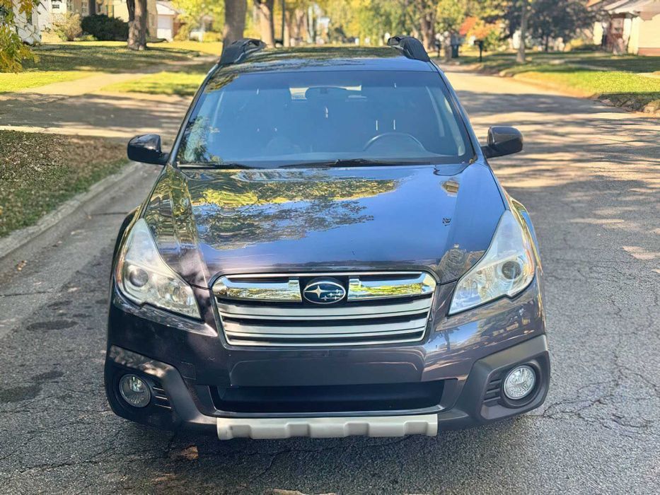 Subaru Outback Limited      2013