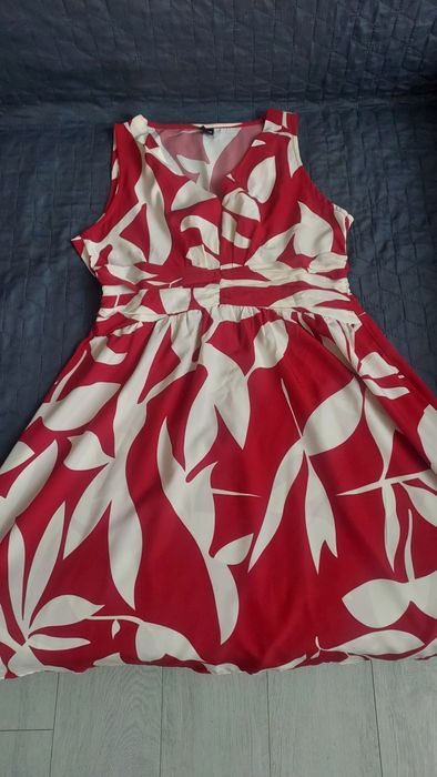 Продам нову сукню розмір М