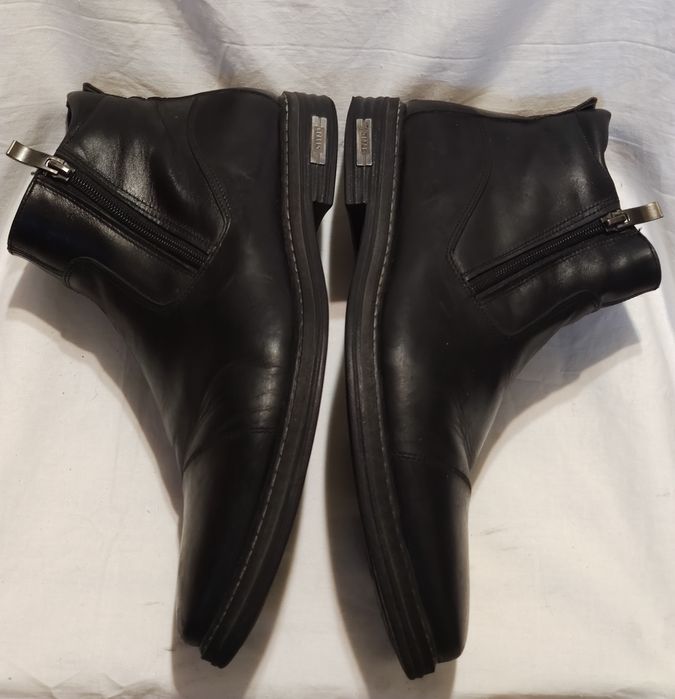 Ботинки зимние натуральная кожа на меху Италия 43рр