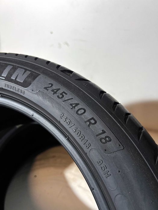 Pneus Michelin Primacy 4 - 245/40/18 - Excelentes