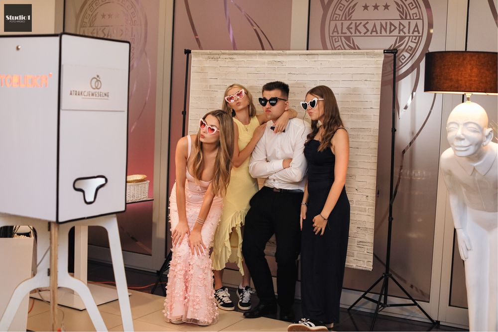 Wynajem FotoPrzyczepy / Fotobudki