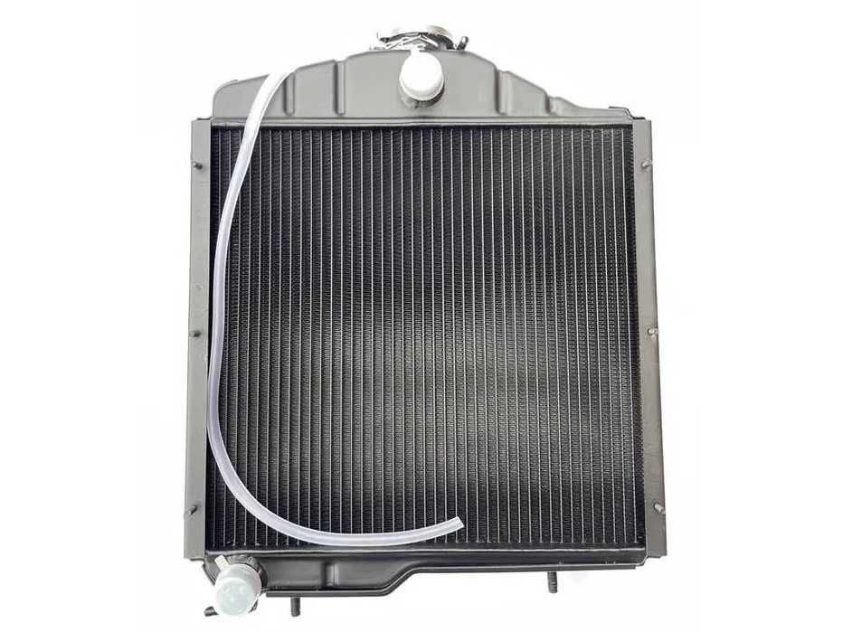 URSUS C-360 C360 chłodnica wody 4-kanałowa AGH + korek i kranik