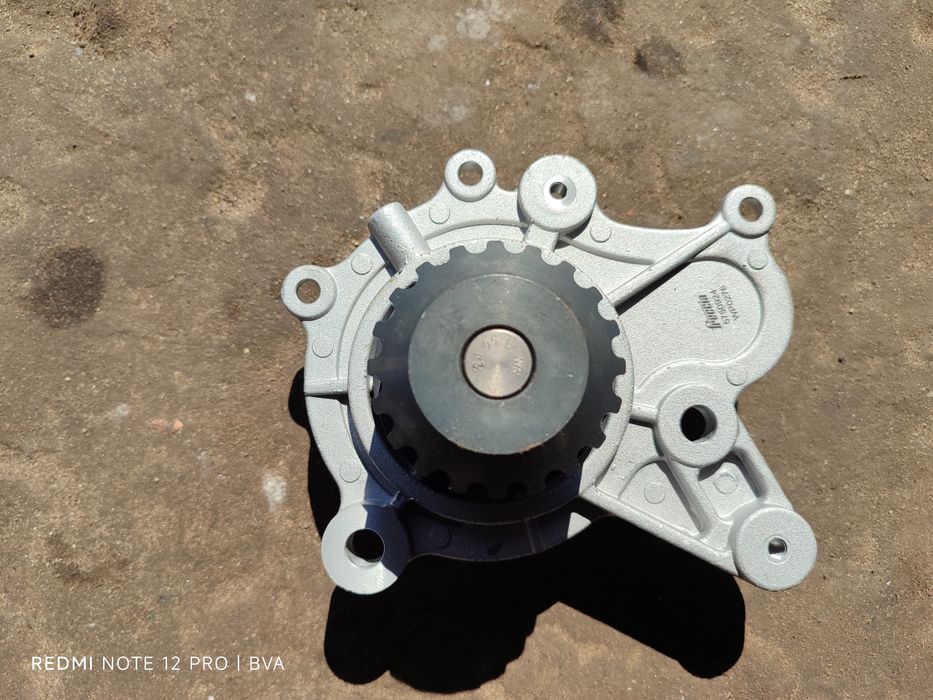 Продам Водяной насос