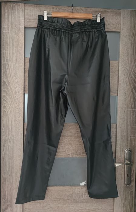 Reserved spodnie damskie eko skóra r. XL