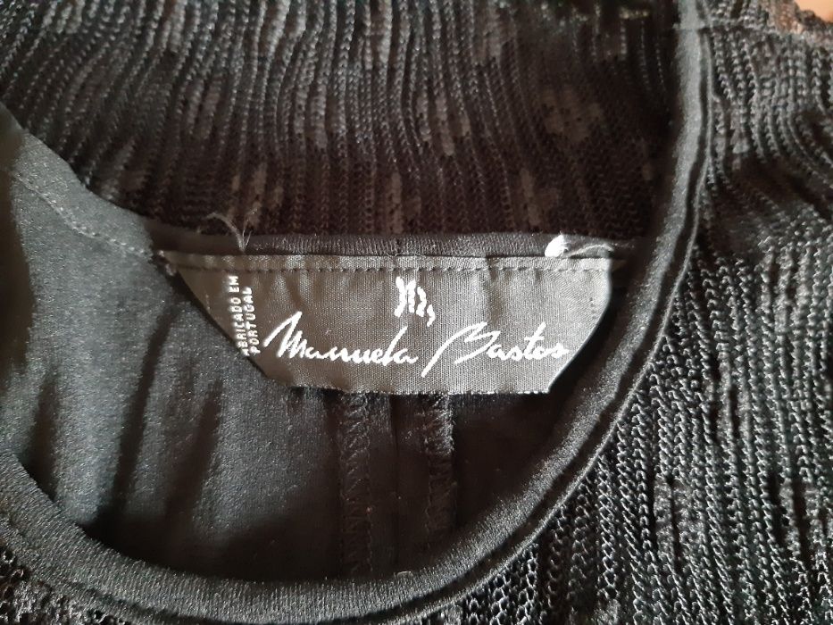 Blusa preta, renda, Nova