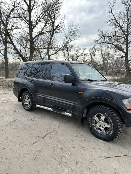 Продам  Pajero 3