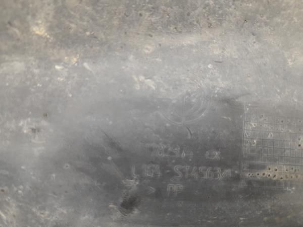 Cava roda trás esquerda FIAT Punto Evo (199_)