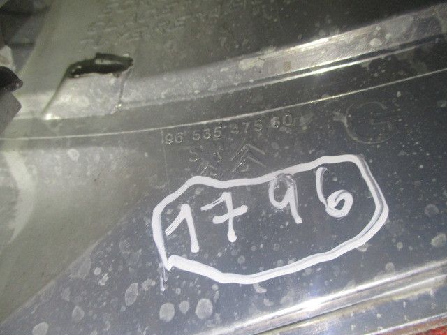 Farolim esquerdo CITROËN C4 Picasso I (UD_)