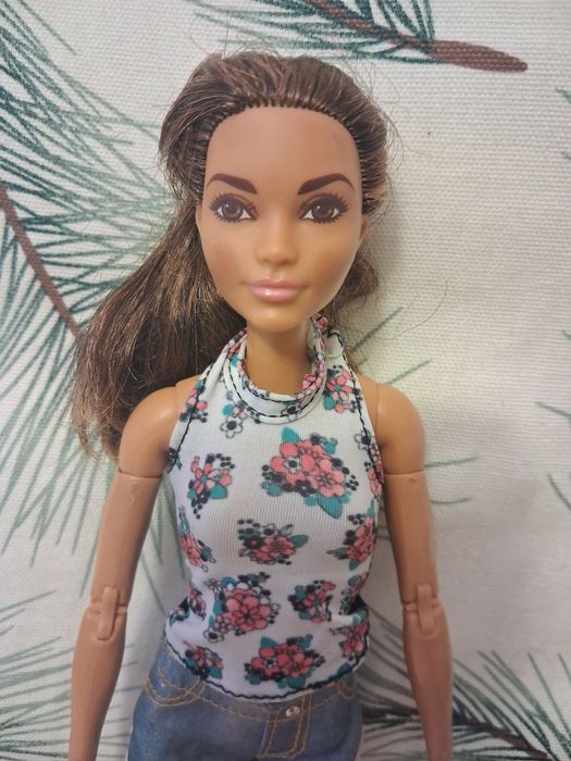 Dwie lalki Barbie Rezerwacja