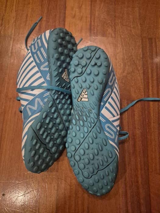 Sapatilhas / chuteiras adidas 40 1/3