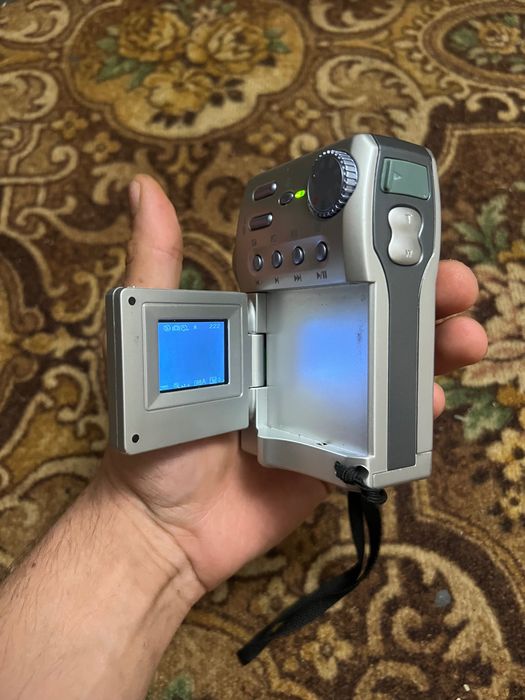 Fujifilm Digital MV-1 мильниця камера