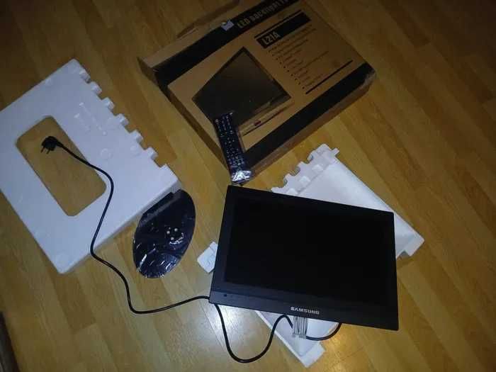 Монітор Samsung Led 21A backlight