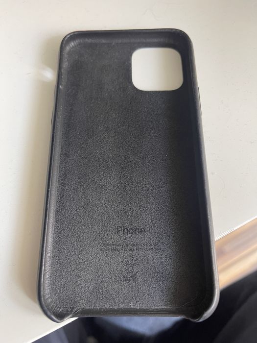 Uzywane oryginalne etui iphone 11 pro