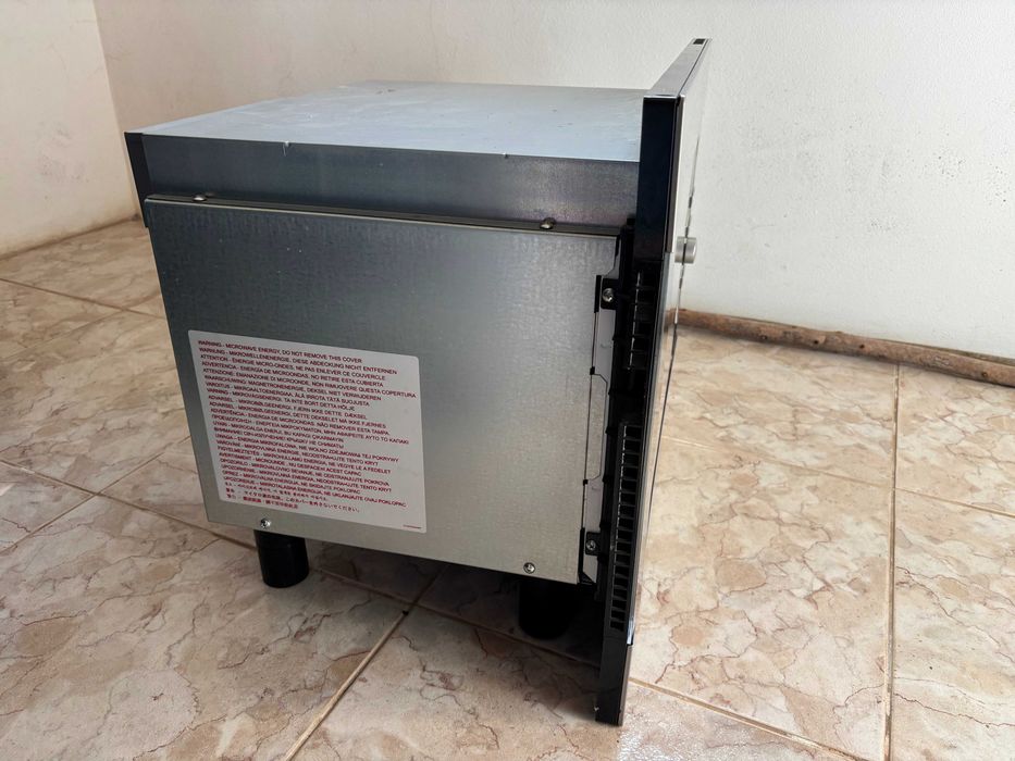 Micro-ondas de Encastre AEG MC2662E-m (900W)