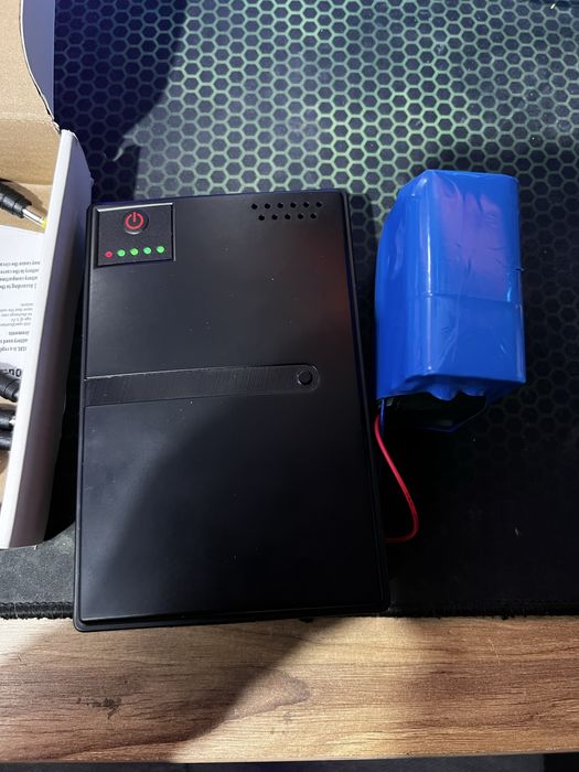 Павербанк/UPS для WiFi підвищеної ємності (24000 mah)