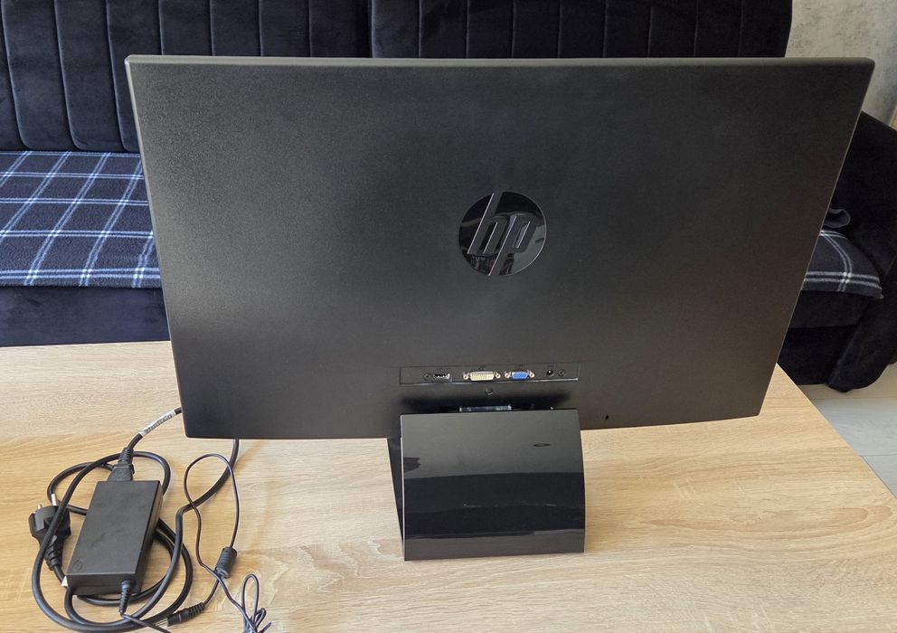 Monitor HP 27vx czarny