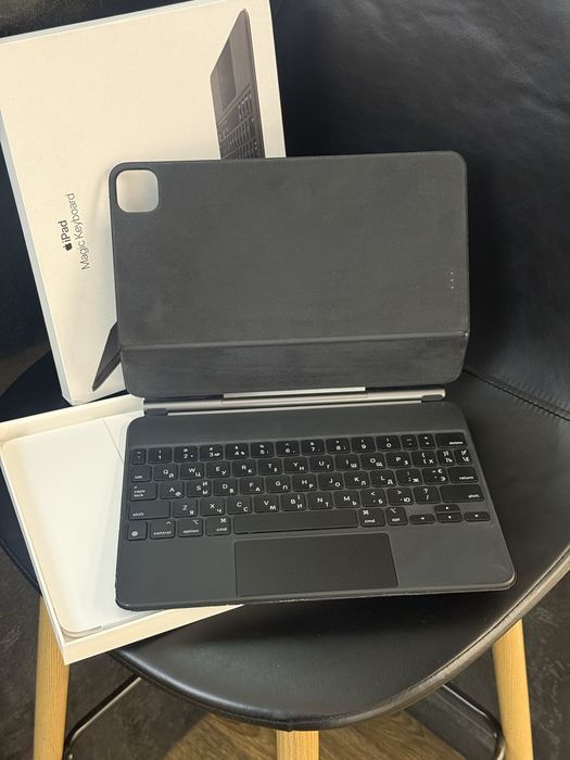 Клавіатура Magic Keyboard для iPad Pro 11, iPad Air (4/5/6th gen) (Black)