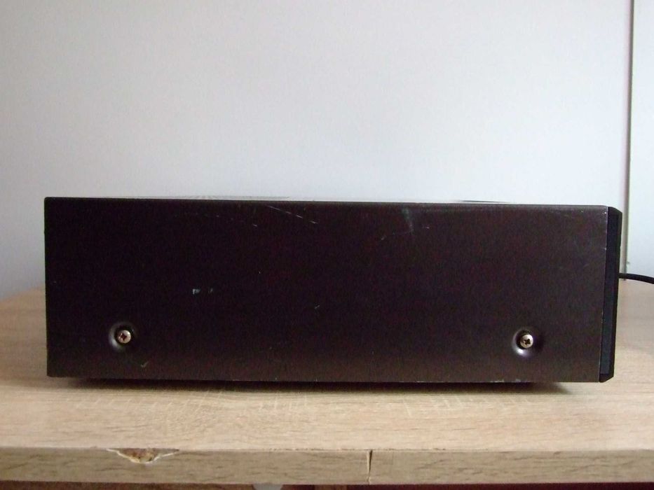 Grundig R 7150 Sprawny  .