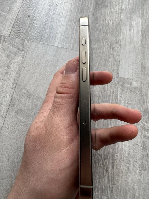 Apple Iphone 15 pro 128 gb Natural Titanium