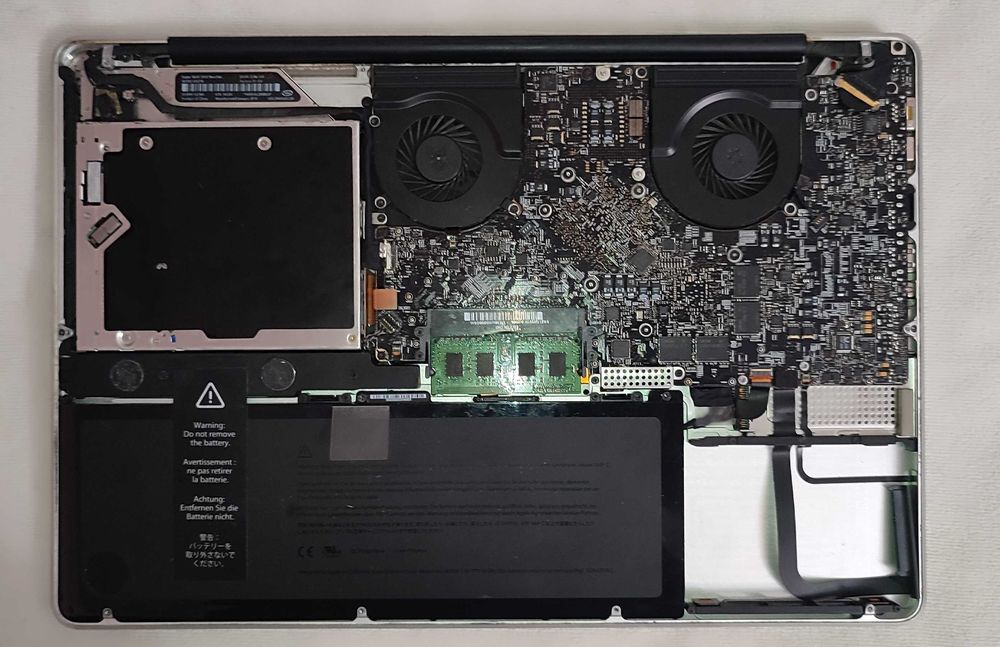 Apple MacBook Pro 17 A1297