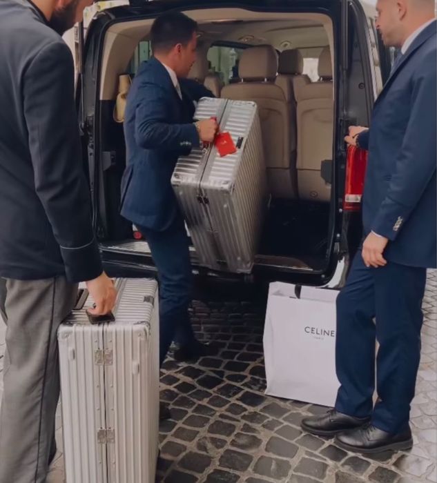 Продається фірма, ТОВ з міжнародною ліцензією на  легкові 8+1, грузпас