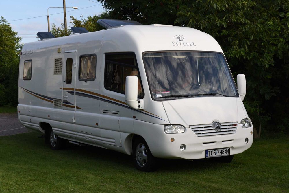 Kamper integra Mercedes-Benz Esterel 2,7 cdi