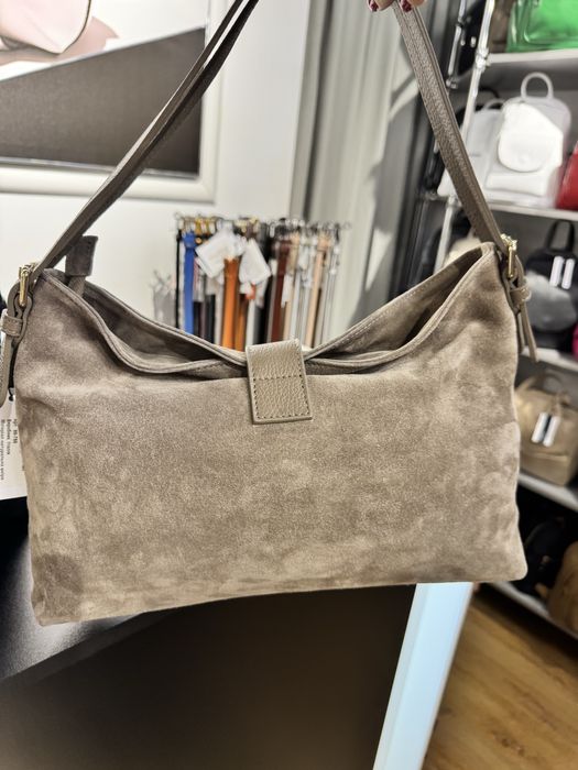 Замшева сумка бежева чорна Мягкая заишевая сумка бежевая черная