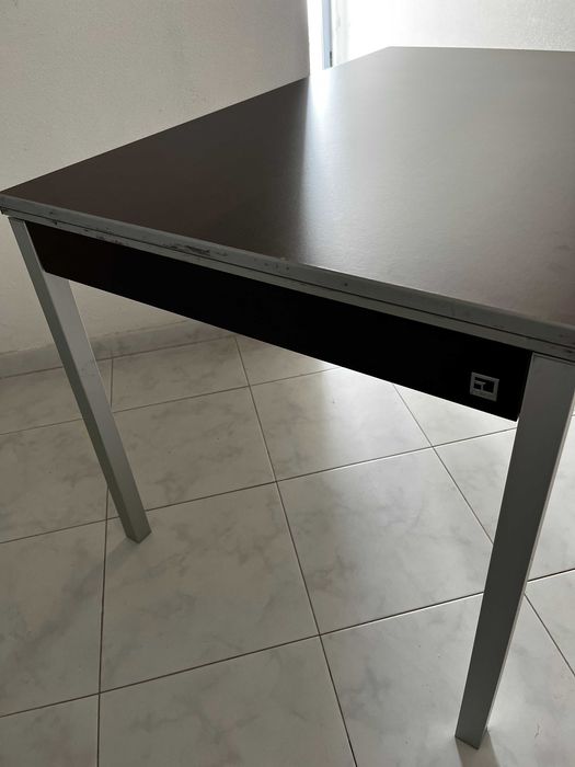 Mesa Cancio Ocean Castanha 125x80x77cm